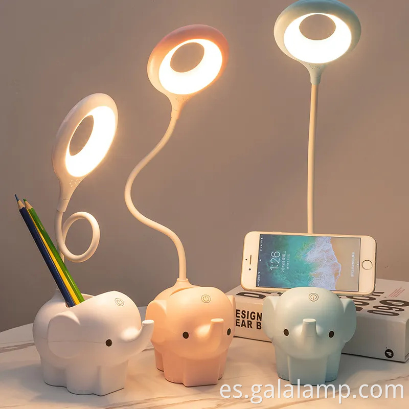 Lámpara de mesa LED de elefante creativa con temperatura de color ajustable